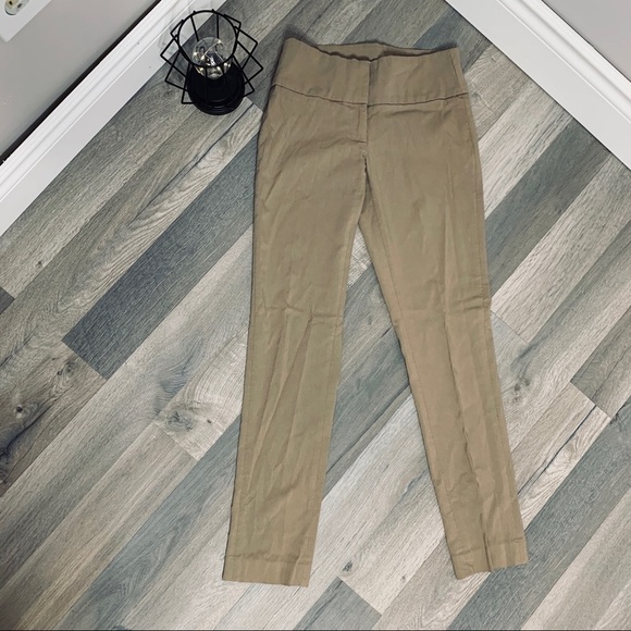 Suzy Shier Tan Capri Pants 🍋 -> Suzy Shier Tan Capri Pants 🍋 - Picture 2 of 7